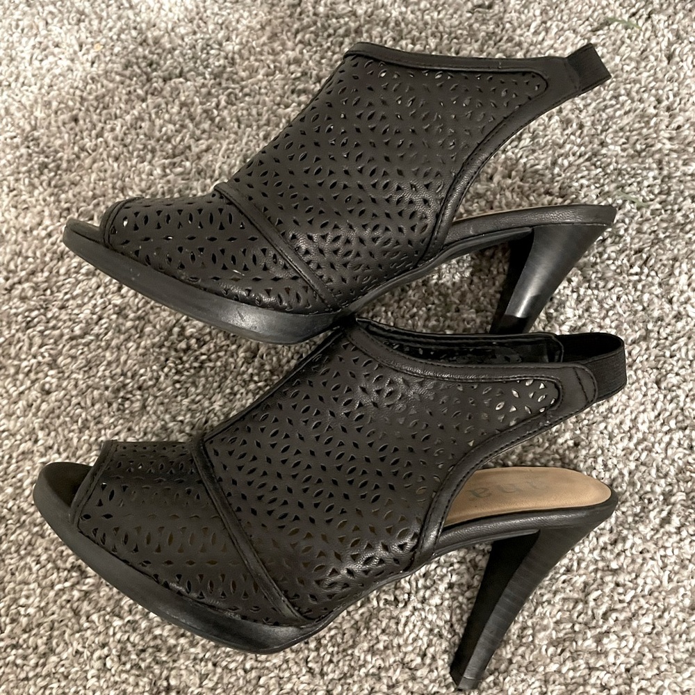 a.n.a. Peep-toe Heels